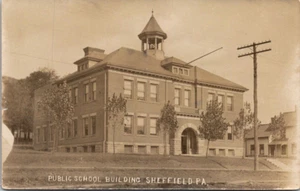 SHEFFIELD, PENNSYLVANIA - PUBLIC SCHOOL BUILDING - OLD REAL PHOTO POSTCARD - Picture 1 of 2