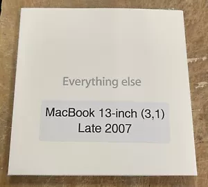 Apple MacBook 13-inch (3.1) Late 2007 Print and Media Packet - Picture 1 of 1