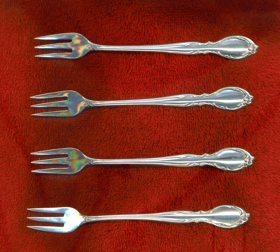 Wm Rogers MOONLIGHT / ROYAL VICTORIAN 4 Platos de Plata Camarones / Tenedores de Cóctel Excelente Foto 1 de 1