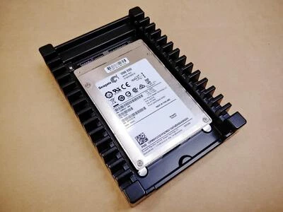Seagate 1200 400GB 12Gb/s SAS 2.5" SSD ST400FM0073 w/ 3.5 WD Icepack WDSL003B-02 - Image 1 of 4