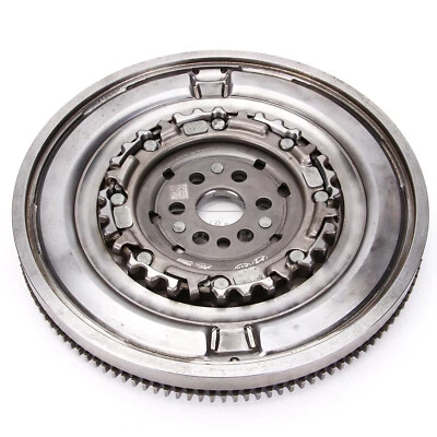 Dual Mass Flywheel 23200-2B590 For Hyundai Kia Sonata Elantra Veloster Tucson - Image 1 of 4