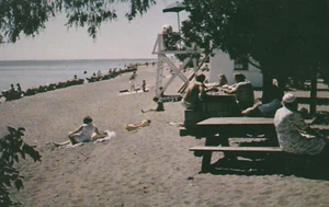 Bathing Beach at Point Pelee National Park, Leamington Ontario, Vintage Postcard - Picture 1 of 2