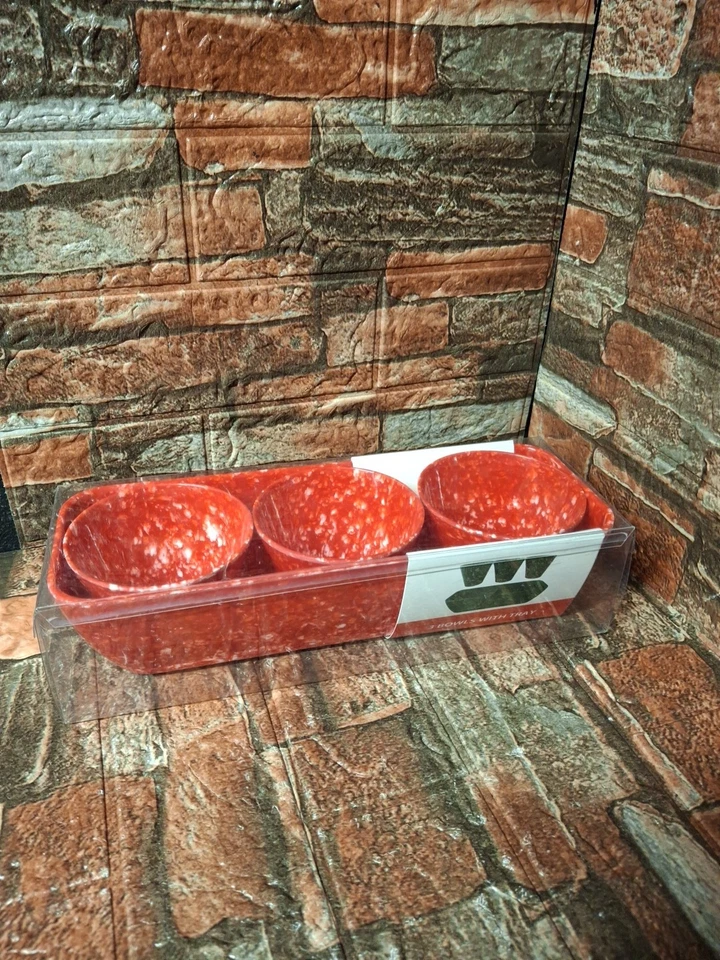 CITRUS GROVE MIP 4PC SET MELAMINE  3 BOWLS AND TRAY SPOTTED RED NEW - Image 1 of 4