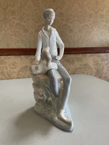 LLADRO NAO ESPAÑA PASTOR CON PERRO NIÑO CON PERRO SPANIEL PERRO GRAN ESCULTURA  - Imagen 1 de 2