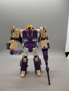 Hasbro Transformers Titans Return Voyager Class Blitzwing Complete - Picture 1 of 7