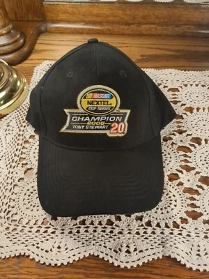 NUEVO NUEVO CON ETIQUETAS NASCAR NEXTEL CUP SERIES 2005 CAMPEÓN TONY STEWART 20 GORRAS CAMIONERO SOMBRERO Foto 1 de 4