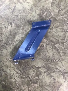 66 1967 1968 Ford Mustang Mercury Cougar 289 302 THERMACTOR VALVE COVER BRACKET - Picture 1 of 2