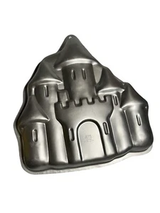 Wilton Vintage 1998 Fairytale Princess Castle Cake Pan Kids Birthday - Picture 1 of 2