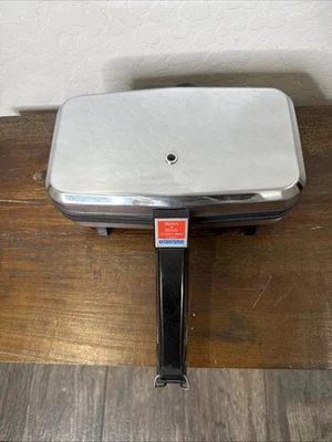 Vintage Vitantonio Mickey & Minnie Mouse Waffle Pancake Sandwich Maker 850 - Image 1 of 4