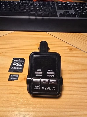 MusicFly SD von DNT, FM-Transmitter, Fernbedienung - Bild 1 von 3