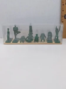 Set Figurine Uomo Yoga Joes Verde Esercito Soldatino Plastica Yoga Pose Da Collezione - Foto 1 di 5