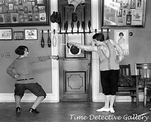 Women on George Washington Fencing Team, Wash, D.C. -1923- Historic Photo Print - Picture 1 of 1