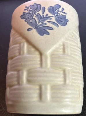 Dispensador de jabón tejido cesta Pfaltzgraff Folk 5" Foto 1 de 3