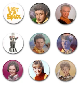 1" 25mm BUTTON BADGES X9 FEATURING LOST IN SPACE - Foto 1 di 1