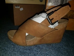 Kohls Madeline Womens Open Toe Ankle Strap Wedge Heel Dress Simile Size 6 - Picture 1 of 5
