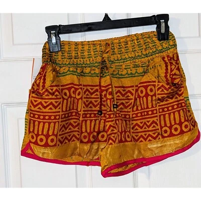 Pantalones Cortos Junglee Billee Boho Bolsillos Cordón Festival Dorado Rojo Talla S/M Nuevos con Etiquetas Foto 1 de 4