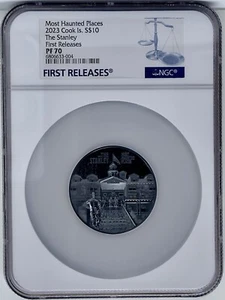 2023 Isole Cook Luoghi più infestati The Stanley 2 oz moneta d'argento $ 10 NGC PF70 - Foto 1 di 3