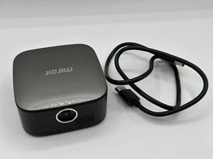 Miroir Element M75 DLP Mini Projector 640 x 360 HDMI input Black - Picture 1 of 5