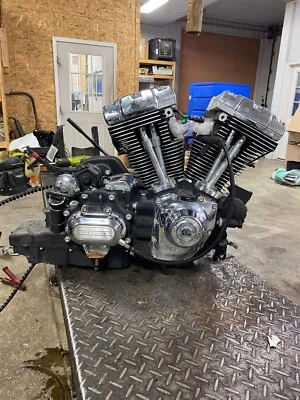 Motor Harley Davidson Street Glide 12 FLHX  Foto 1 de 4