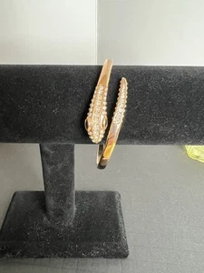 Black Glass & Simulated Diamond Bangle Bracelet In ION Rose Gold Stainless Steel - Picture 1 of 4