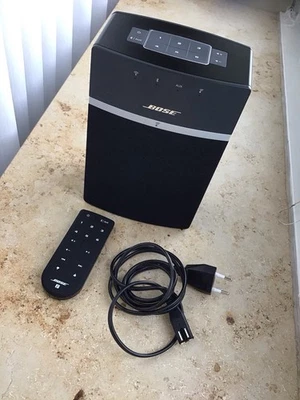 Bose SoundTouch 10 Aktiver Multimedia-Lautsprecher - Schwarz - Bild 1 von 4