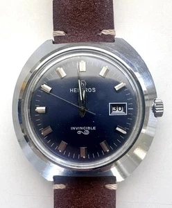 Vintage Helbros Invincible Manual Mens UFO Watch 41mm case - running #104 - Picture 1 of 18