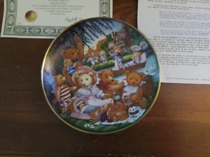 Franklin Mint "A Teddy Bear Picnic" Teller 1991 Limited Edition by Carol Lawson - Bild 1 von 6