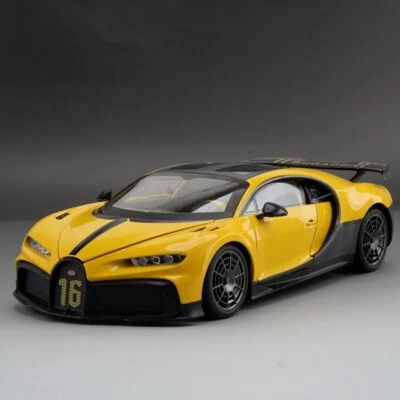 1:18 Scale Model For Bugatti Chiron PUR SPORT Alloy Diecast Metal Racing Car - Image 1 of 4