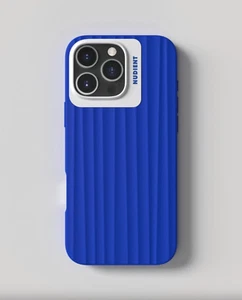 iPhone 16 Pro NUDIENT Electric Blue Bold Case V2 - Made of Recycled PC Plastic - Zdjęcie 1 z 4