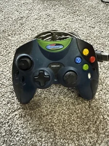 XBOX GAMESTER CORDED CONTROLLER - Picture 1 of 2