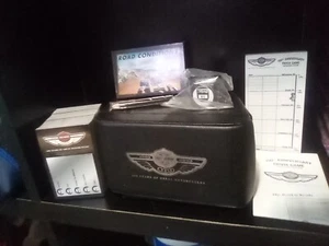 100th Anniversary Harley Davidson Trivia Spiel SAMMLER EDT. Leder Satteltasche - Bild 1 von 12