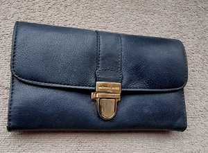 MICHAEL KORS Bridgette Blue Leather Tri-Fold Wallet AV-1702 - Picture 1 of 23