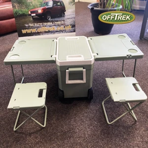 Cool Box 32 Litros Picnic Camping Familia Días Fuera Diseño BIGFOOT con Sillas de Mesa - Imagen 1 de 9