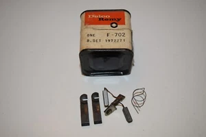 NEW OLD STOCK OEM AC DELCO-REMY ALTERNATOR BRUSH SET & HOLDER 1972271 F-702 - Picture 1 of 4