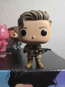 Funko Pop Wonder Woman y Steve Trevor Paquete de 2 Exclusivo para YE - Solo Steve Trevor - Imagen 1 de 1