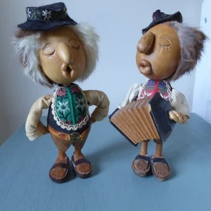 2 Vintage Gesgeson Holz Casy Boy deutsche Sänger Puppen Ges Gesch C. Casagrande 7" T - Bild 1 von 23