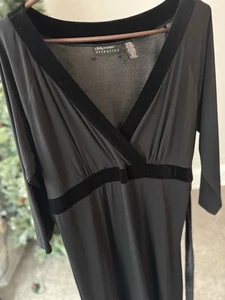 Black Dress - Picture 1 of 3