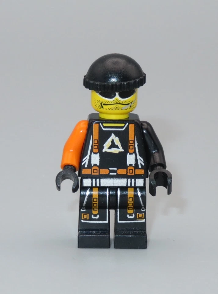 Lego Alpha Team Flex Mission deep freeze  minifigure 4742 4774 - Image 1 of 1
