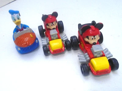 Mattel 2016 Mickey Mouse Hot Rod Diecast Toy Car Roadster Racers Donald Plastic  - Image 1 of 4