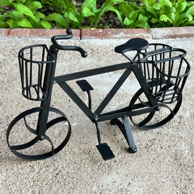 Escultura de bicicleta de metal en miniatura / decoración de hogar o jardín / novedad  Foto 1 de 4