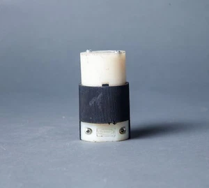 Marinco L21-30 30Amp 120/208V Locking Plug Socket Female USED #6054 - Picture 1 of 4