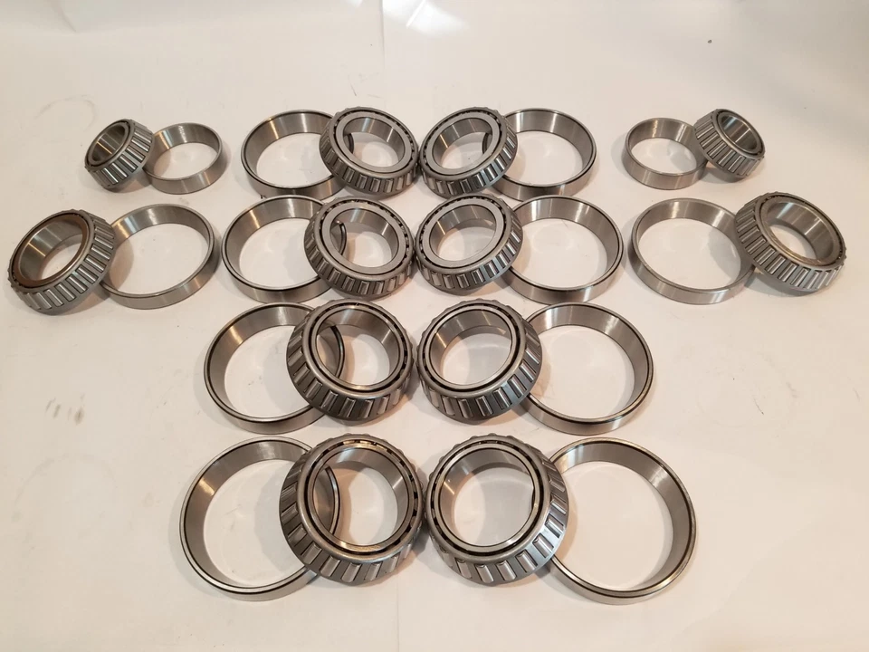 ROCKWELL M35A2 MILITAR 2,5 TONELADAS 2 EJES BUJE Y COJINETE DE PIÑÓN Foto 1 de 1