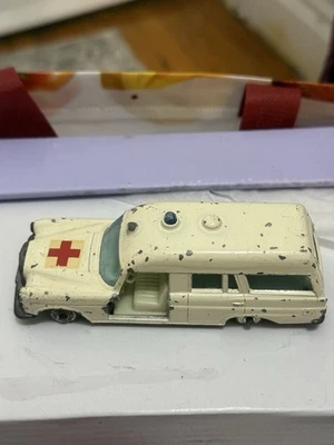 Matchbox King Size No K6 Mercedes Benz "Binz" Ambulance Lesney England - Image 1 of 4