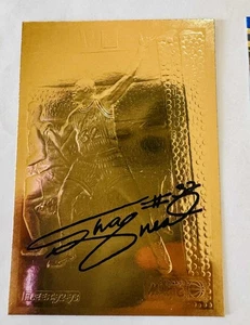 Shaquille O'Neal 1997-98 Fleer Rookie Reprints Gold Foil Black Facsimile Insert - Imagen 1 de 2