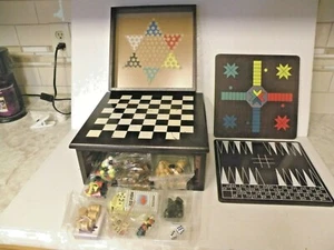 VINTAGE WOODEN 15 IN 1 GAME SET CHESS CRIBBAGE BACKAMMON POKER DICE - Picture 1 of 10