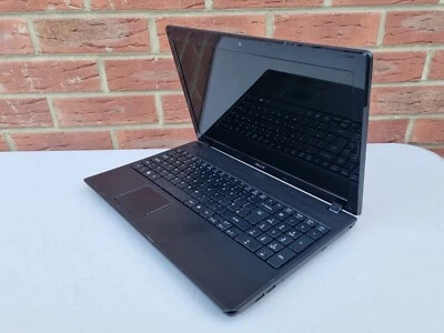 Acer Aspire 5742Z-P624G32Mnkk. Семейство процессоров: Intel Pentium - Изображение 1 из 4