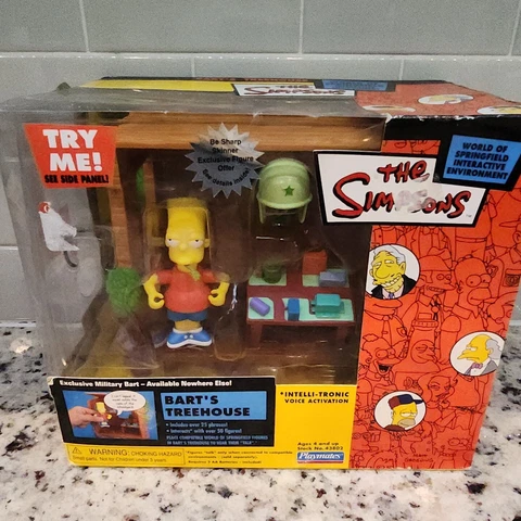 Playmates The Simpsons World of Springfield Bart's Treehouse Damaged Box Cover