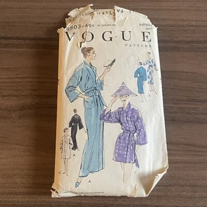 1950s Vogue Sewing Pattern Wraparound Kimono Style Dressing Gown Bust 34-36” CUT - Picture 1 of 4