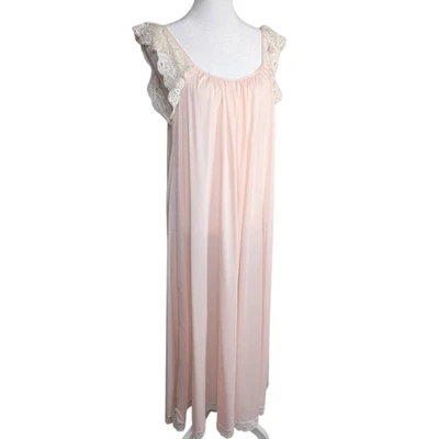 Camisón vintage de nailon transparente de encaje rosa melocotón claro Saks Fifth Ave S Petite Foto 1 de 4