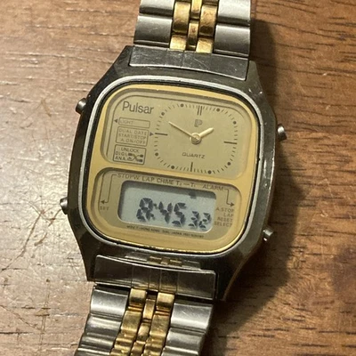 Vintage 1991 ANALOG-DIGITAL Mens Watch PULSAR Y651-506A LCD works Analog not - Image 1 of 4